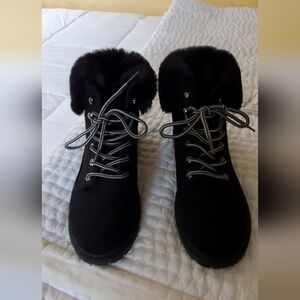 Women's Black Fur-Lined Boots Rock And Candy.